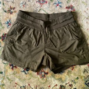 Women’s shorts